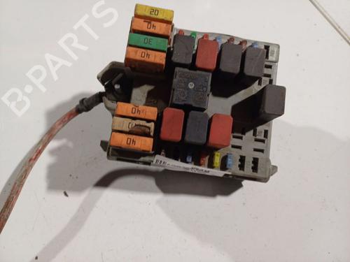 Used Fuse box Fuse box FIAT DOBLO MPV (119_, 223_) 1.9 JTD (105 hp) 32571858 32571858