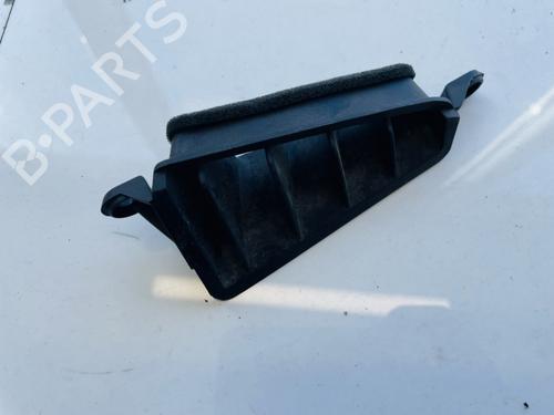 Used Air vent MAZDA PREMACY (CP) 2.0 TD (101 hp) 32882262