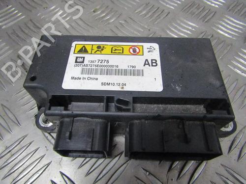 ecu-airbags-opel-meriva-b-mpv-s10-2010-2011-2012-2013-2014-2015-2016-2017-33493891 main image