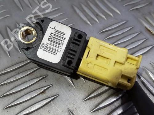 Used Electronic module Electronic module TOYOTA AVENSIS (_T25_) 2.0 D-4D (ADT250_, ADT250R) (126 hp) 33493270 33493270