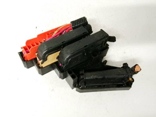 Used Fuse box Fuse box RENAULT MEGANE III Hatchback (BZ0/1_, B3_) 1.5 dCi (BZ09, BZ0D, BZ1W, BZ29, BZ14) (110 hp) 32627867 32627867