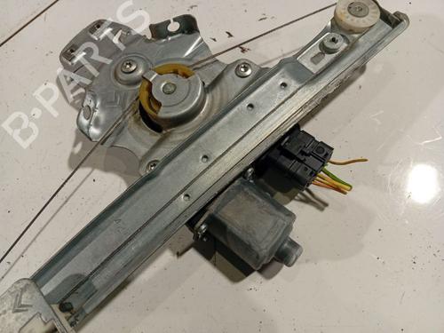 Used Right rear window motor Right rear window motor 39604799 39604799