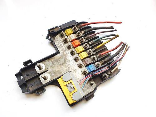 Scatola fusibili Scatola fusibili CITROËN C4 Grand Picasso I (UA_) 1.6 HDi (109 hp) 39997962 39997962
