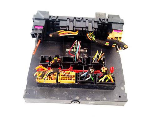 Used Electronic module Electronic module SEAT LEON (1P1) 1.9 TDI (105 hp) 34774228 34774228