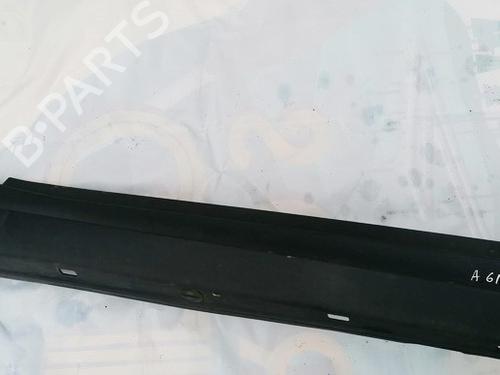 Used Right sideskirt Right sideskirt 35614777 35614777