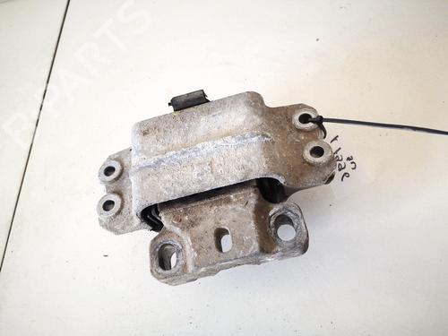 Used Engine mount Engine mount SKODA OCTAVIA II (1Z3) 1.9 TDI (105 hp) 32904617 32904617