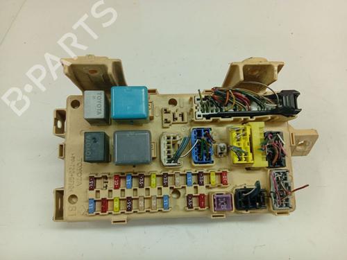 Used Fuse box Fuse box 37598489 37598489