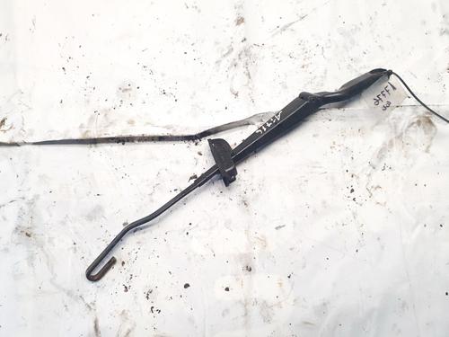 Used Front windshield wiper arm Front windshield wiper arm VW PASSAT B3/B4 Variant (3A5, 35I) 1.9 TD (75 hp) 32895803 32895803