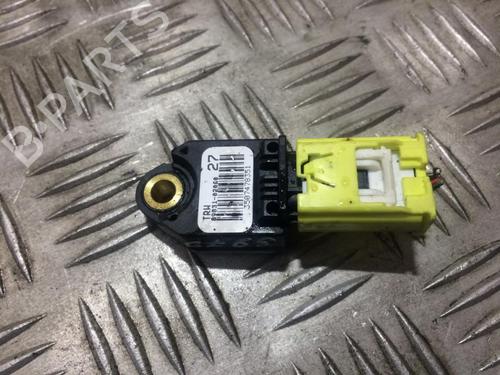 electronic-module-toyota-auris-_e15_-2006-2007-2008-2009-2010-2011-2012-2013-33495515 main image