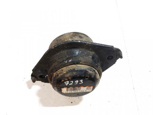 Used Engine mount Engine mount MERCEDES-BENZ M-CLASS (W164) ML 280 CDI 4-matic (164.120) (190 hp) 32885997 32885997