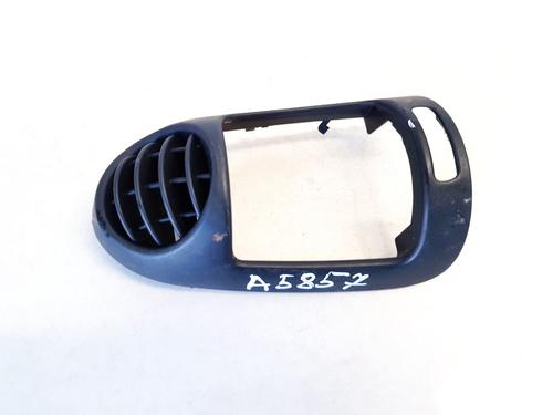 air-vent-mercedes-benz-c-class-w203-2000-2001-2002-2003-2004-2005-2006-2007-33066868 main image