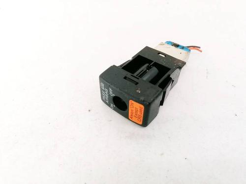 switch-mazda-6-hatchback-gg-2002-2003-2004-2005-2006-2007-2008-32919415 main image