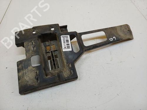 Used Rear bumper bracket Rear bumper bracket RENAULT ESPACE III (JE0_) 2.0 16V (JE0N, JE0L, JE02) (140 hp) 40028273 40028273