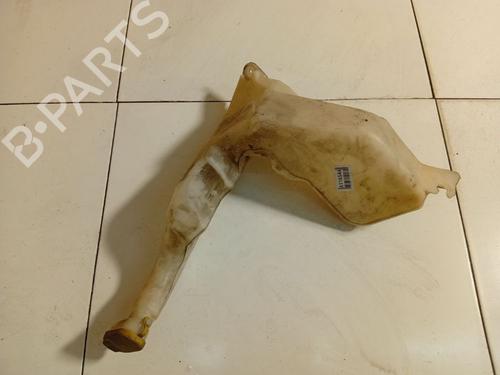 Used Windscreen washer tank Windscreen washer tank 38431674 38431674