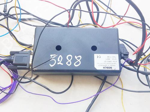 Used Electronic module Electronic module AUDI A6 C4 (4A2) 1.9 TDI (90 hp) 33525866 33525866