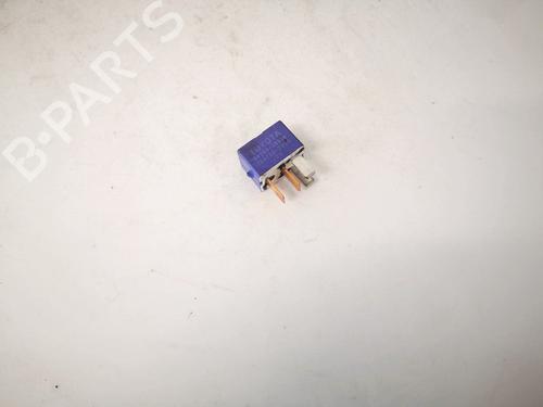 other-toyota-corolla-saloon-_e12_-2000-2001-2002-2003-2004-2005-2006-2007-2008-32908015 main image