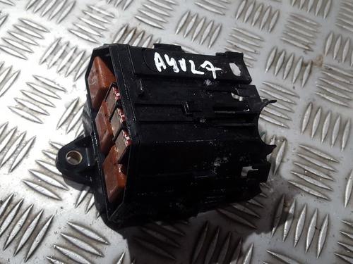 Used Fuse box Fuse box TOYOTA RAV 4 II (_A2_) 2.0 D 4WD (CLA20_, CLA21_, CLA20R, CLA21R) (116 hp) 33499735 33499735