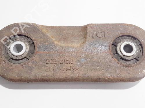 Used Engine mount Engine mount MERCEDES-BENZ C-CLASS (W203) C 180 Kompressor (203.046) (143 hp) 33068234 33068234