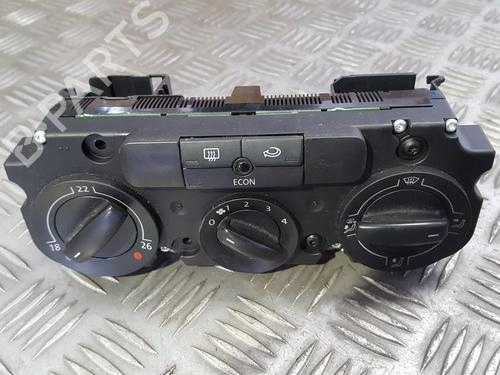 Used Climate control Climate control VW GOLF V (1K1) 1.9 TDI (105 hp) 35686947 35686947