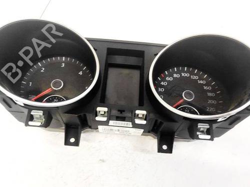 Used Instrument cluster Instrument cluster VW GOLF VI (5K1) 1.6 TDI (105 hp) 35263230 35263230