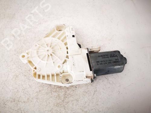 Used Left front window motor Left front window motor AUDI A4 B8 (8K2) 2.0 TDI (143 hp) 40275330 40275330