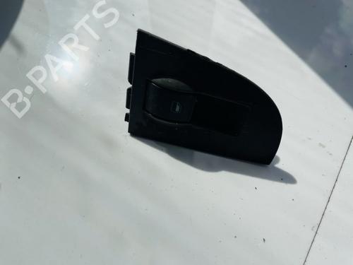 Used Switch AUDI A6 C5 (4B2, 4B4) 2.5 TDI quattro (180 hp) 32881003