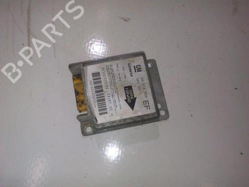 Used ECU airbags ECU airbags OPEL TIGRA (S93) 1.4 16V (F07) (86 hp) 33481843 33481843