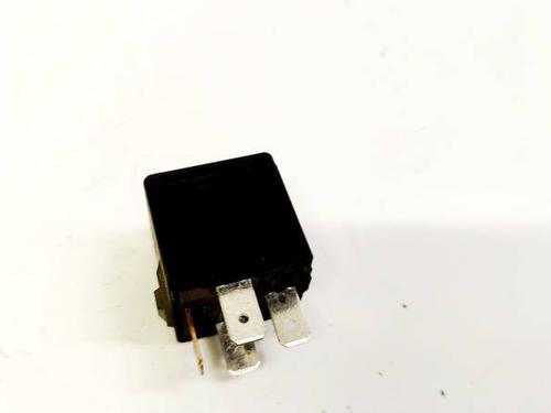 other-volvo-v40-estate-645-1995-1996-1997-1998-1999-2000-2001-2002-2003-2004-32615742 main image