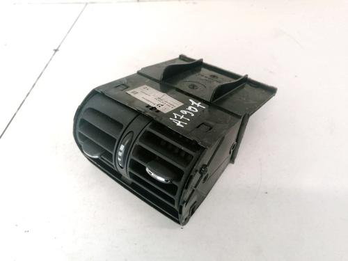 air-vent-mercedes-benz-c-class-w203-2000-2001-2002-2003-2004-2005-2006-2007-32904820 main image