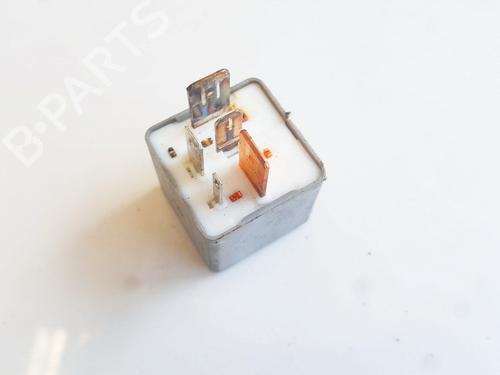 Electronic sensor AUDI 80 B4 Saloon (8C2) 2.0 | BP33521408M84 - Image 2