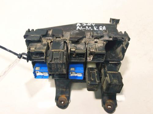 Used Fuse box Fuse box NISSAN ALMERA TINO (V10) 2.2 dCi (115 hp) 33109314 33109314
