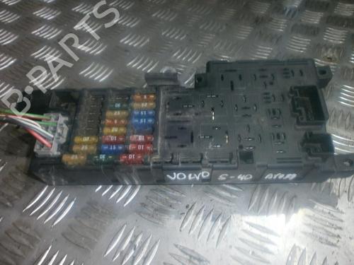 Used Fuse box Fuse box VOLVO S80 I (184) D5 (163 hp) 33482159 33482159