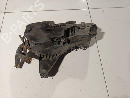 Fuse box VOLVO S60 I (384) D5 | BP32575223E1 - Image 2