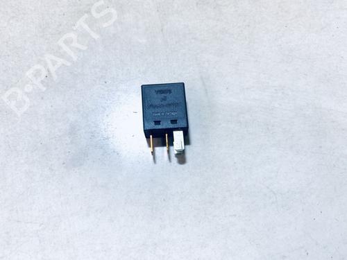 Used Electronic sensor Electronic sensor MITSUBISHI COLT VI (Z3_A, Z2_A) 1.3 (Z21A) (92 hp) 33067346 33067346
