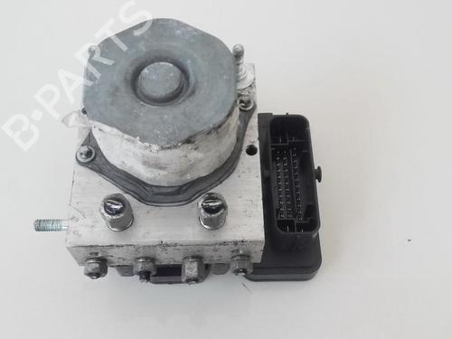 Used ABS pump ABS pump RENAULT KADJAR (HA_, HL_) 1.5 dCi 110 (HLA3) (110 hp) 35863459 35863459