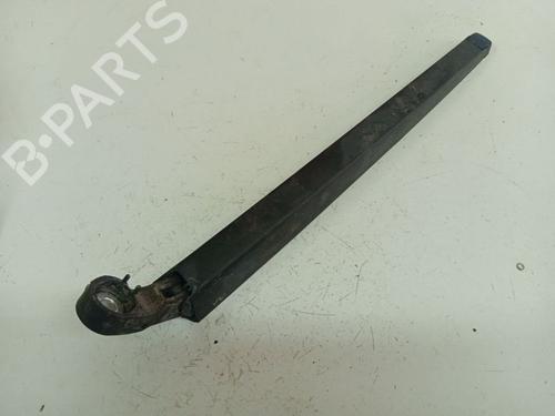 Used Rear windshield wiper arm Rear windshield wiper arm 38319438 38319438