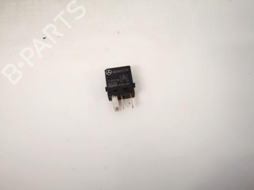 other-mercedes-benz-e-class-w210-1995-1996-1997-1998-1999-2000-2001-2002-2003-32885968 main image
