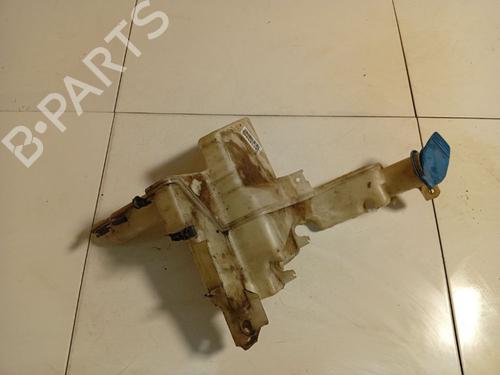 windscreen-washer-tank-vw-passat-b6-3c2-2005-2006-2007-2008-2009-2010-2011-34749470 main image