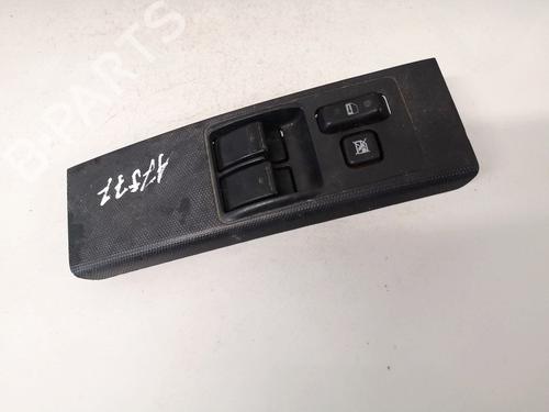 Used Switch Switch TOYOTA COROLLA Verso (ZER_, ZZE12_, R1_) 2.2 D-4D (AUR10_, AUR10R) (136 hp) 32893455 32893455