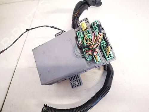 Used Fuse box Fuse box HONDA CIVIC VIII Hatchback (FN, FK) 1.4 (FK1) (83 hp) 32930170 32930170