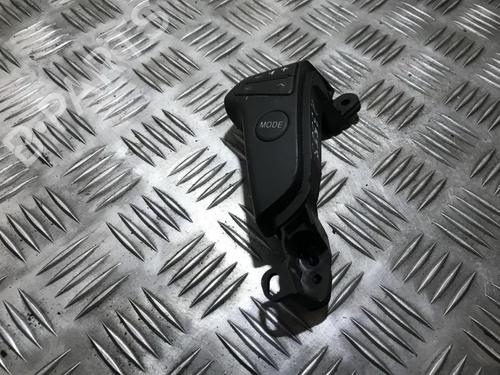 Used Steering wheel controls Steering wheel controls 35672270 35672270