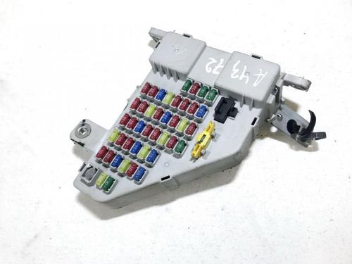Used Fuse box Fuse box HYUNDAI TUCSON (JM) 2.0 CRDi (113 hp) 33505331 33505331