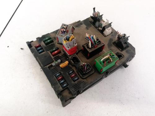 Used Fuse box Fuse box CITROËN C3 I (FC_, FN_) 1.4 HDi (68 hp) 32915546 32915546