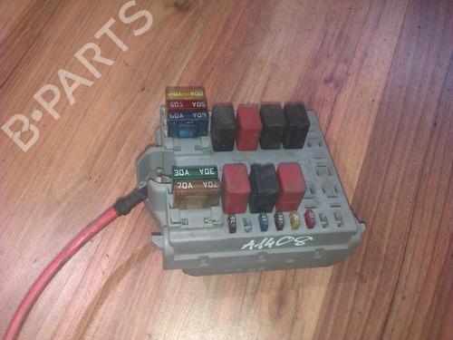 Used Fuse box Fuse box FIAT PUNTO (188_) 1.2 60 (188.030, .050, .130, .150, .230, .250) (60 hp) 33500779 33500779