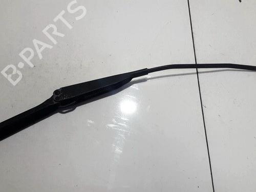 front-windshield-wiper-arm-renault-kangoo-kc01_-1997-33062797 main image