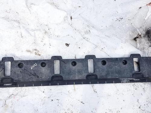 Used Boot lining Boot lining TOYOTA AVENSIS VERSO (_M2_) 2.0 D (CLM20_, CLM20R) (116 hp) 35498586 35498586