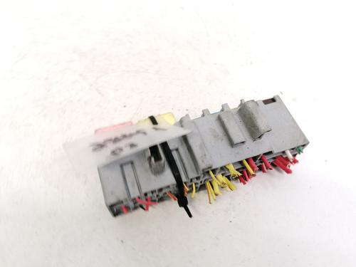Fuse box RENAULT SCÉNIC II (JM0/1_) 1.9 dCi (JM0G, JM12, JM1G, JM2C) | BP32915908E1 - Image 2