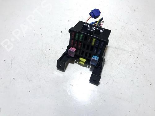 fuse-box-mazda-premacy-cp-1999-2000-2001-2002-2003-2004-2005-33504280 main image