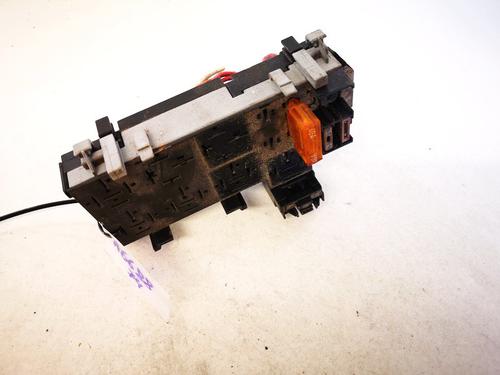 fuse-box-renault-megane-scenic-ja01_-1996-1997-1998-1999-2000-2001-33079669 main image
