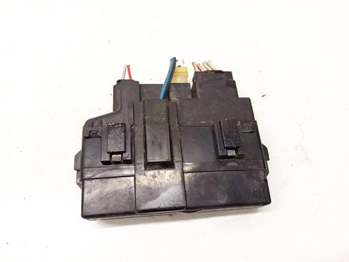 Used Fuse box MAZDA DEMIO (DW) 1.3 16V (DW3W, DW19) (63 hp) 32533938